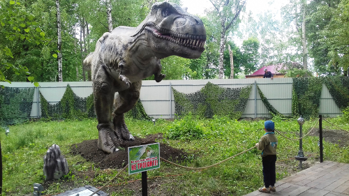 Прогулки с динозаврами в Сормовском парке